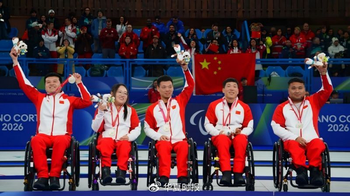 乐鱼官方网站-中国轮椅冰壶队：带着坚守与热爱，再启新征程|岳清爽|AC米兰|冬残奥会|王海涛|陈建新_新浪体育_新浪新闻